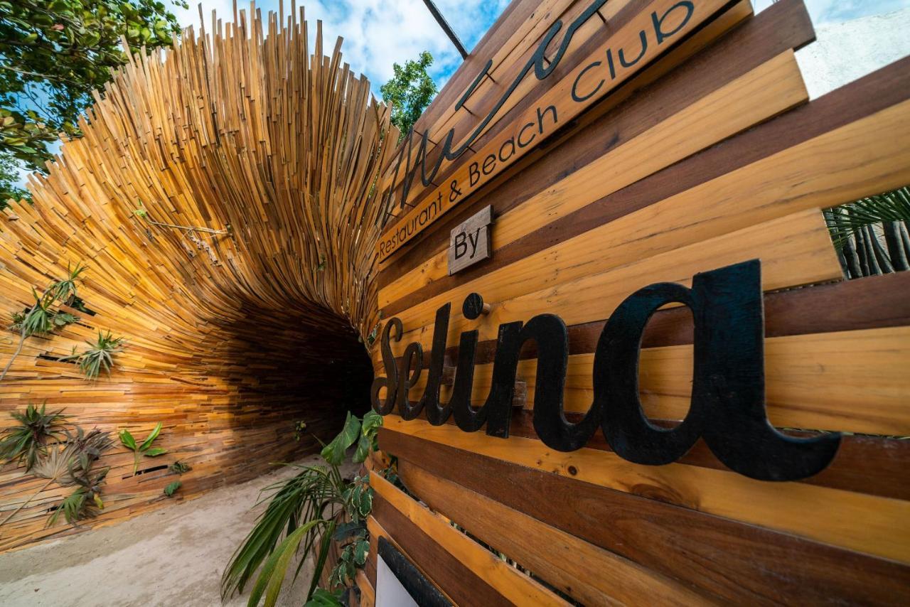 Hotel Cabanas Los Lirios Tulum Esterno foto