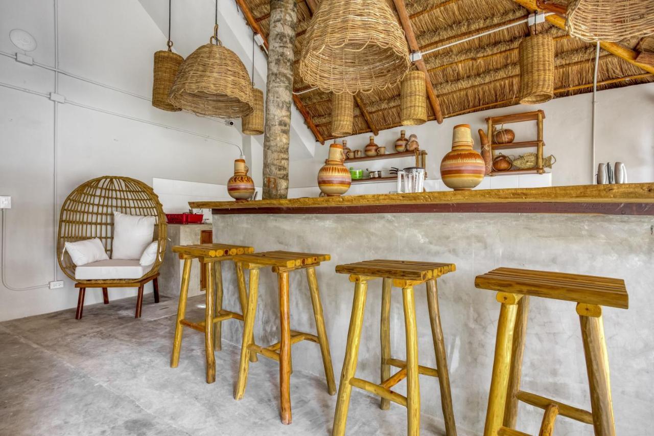 Hotel Cabanas Los Lirios Tulum Esterno foto