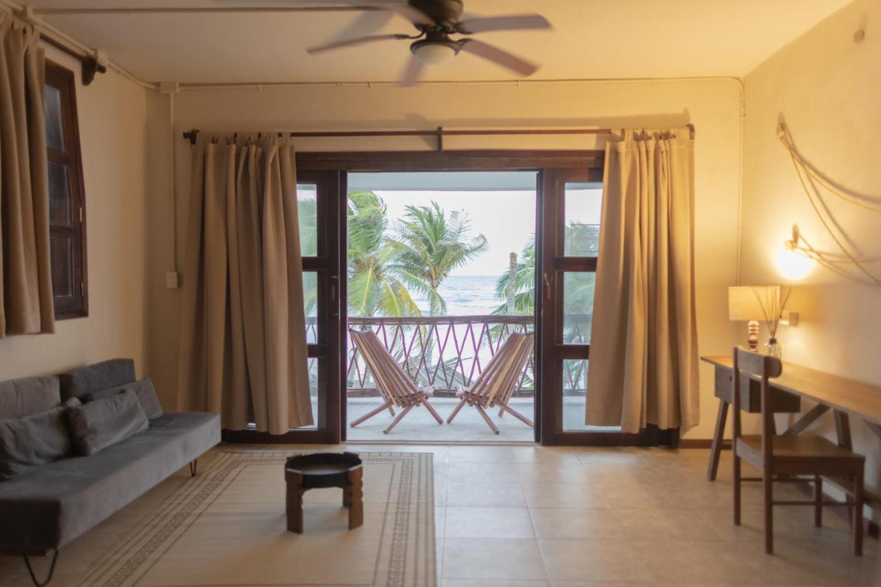 Hotel Cabanas Los Lirios Tulum Esterno foto