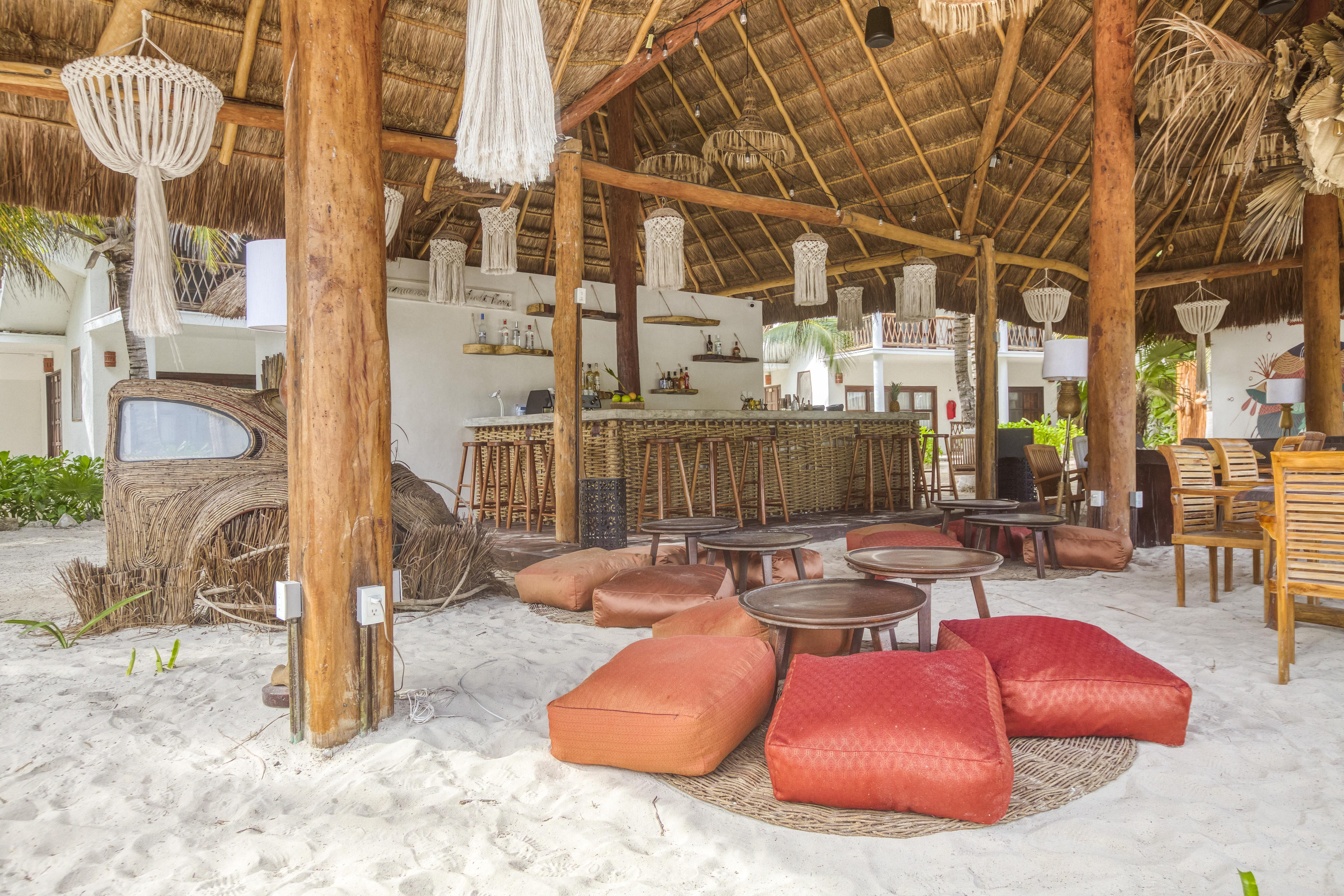 Hotel Cabanas Los Lirios Tulum Esterno foto